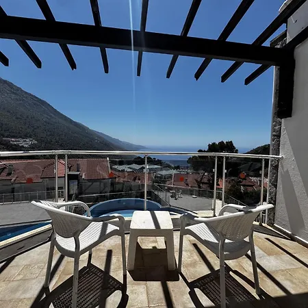 Azure Palm Otel Ölüdeniz